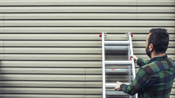 Best Fascia and Soffit Installation  in Manchester, WA